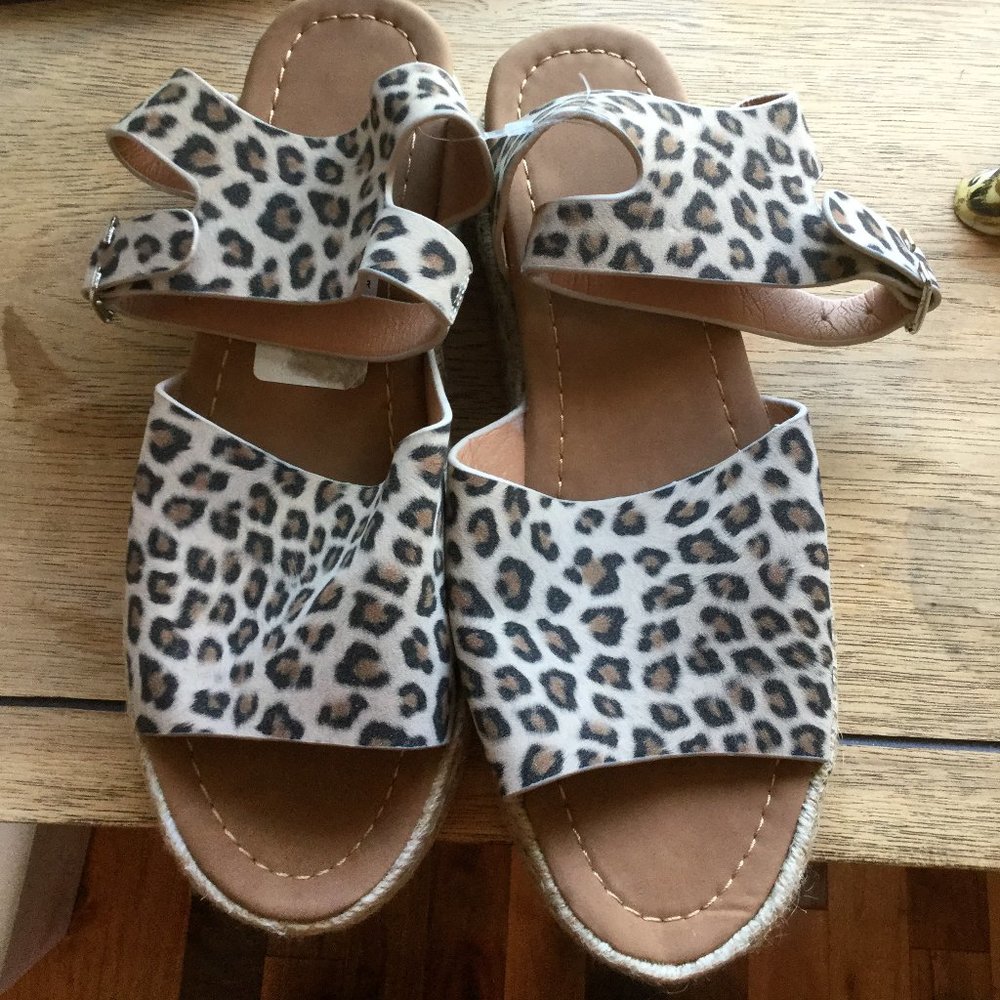 Animal print New sandals